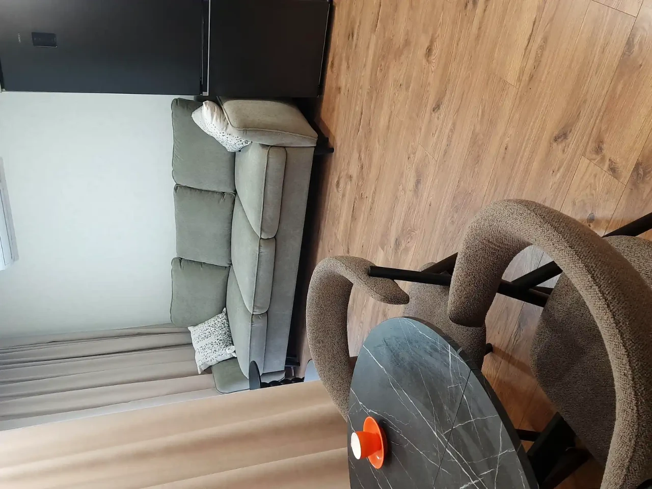 Продаж квартири 1-кімн. 51.7 м² 3/17 пов.