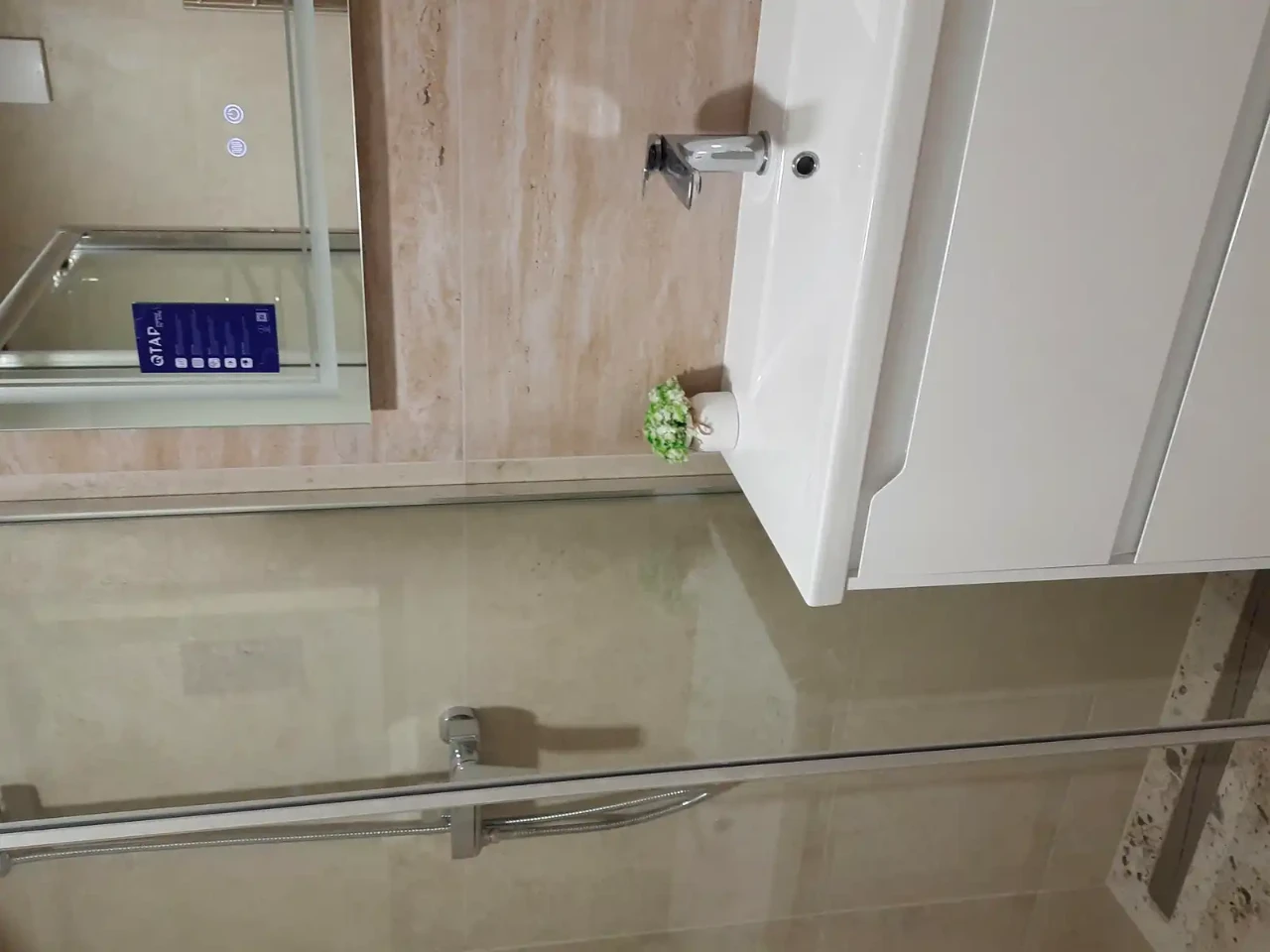 Продаж квартири 1-кімн. 51.7 м² 3/17 пов.