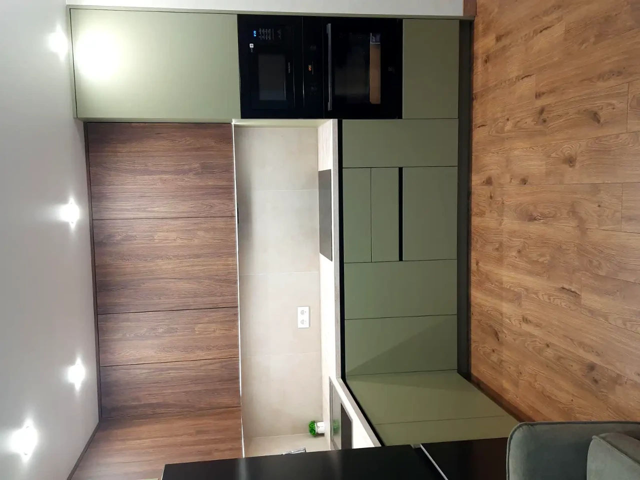 Продаж квартири 1-кімн. 51.7 м² 3/17 пов.