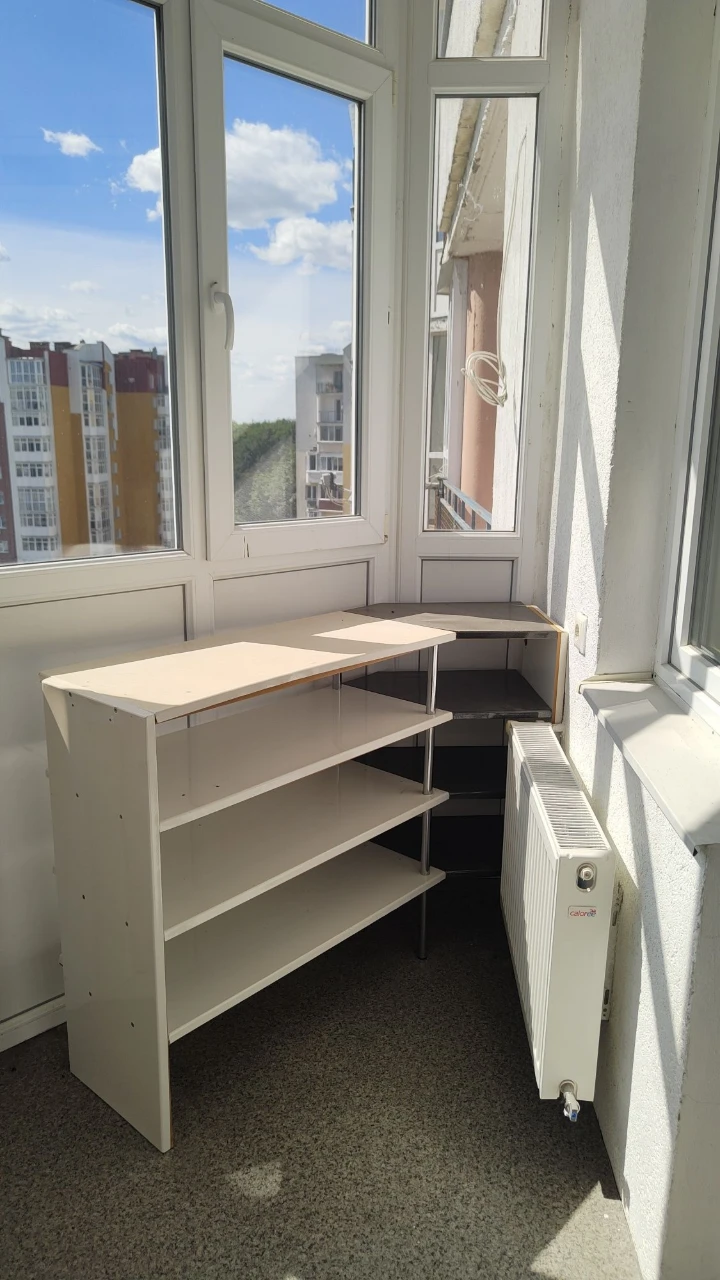 Продам 1 кімнатну квартиру в новобудові з ремонтом вул. Зеле