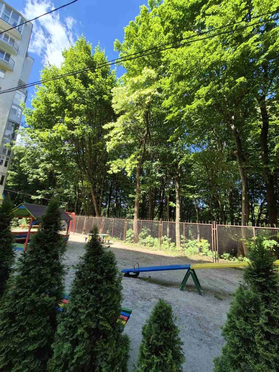 Продам 1 кімнатну квартиру в новобудові з ремонтом вул. Зеле