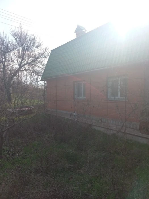 Продам дачный участок с домом и огородом.