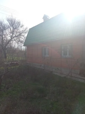 Продам дачный участок с домом и огородом.