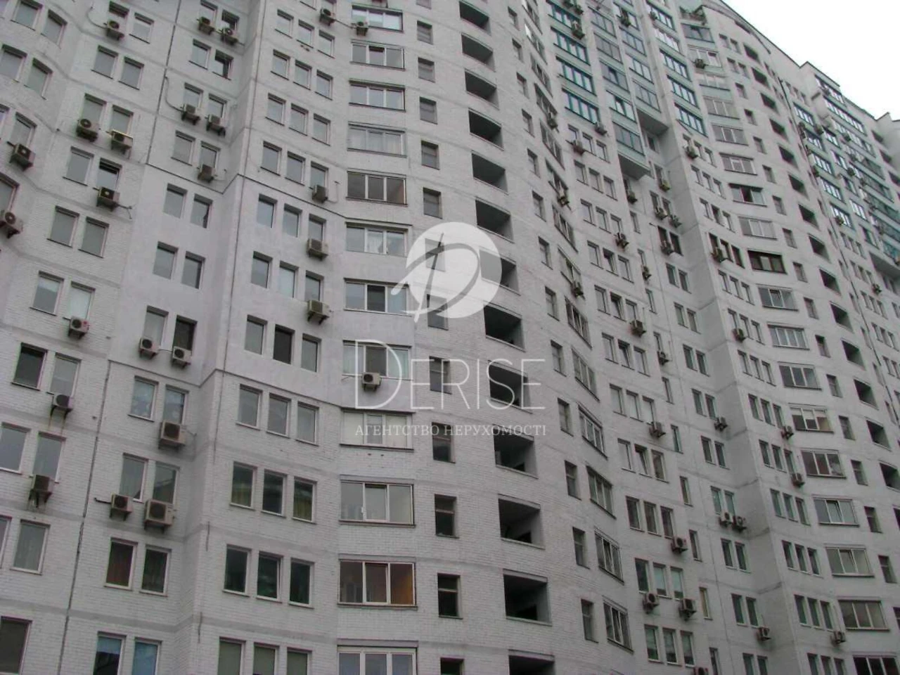Продаж Квартира Дарницький