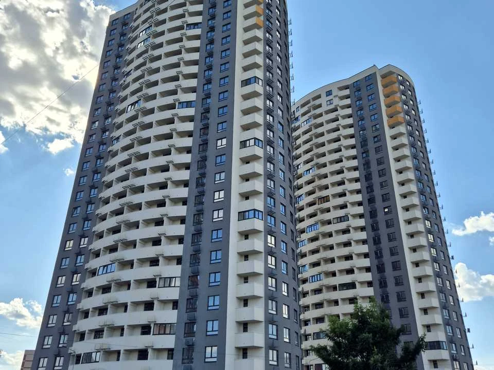 Квартира. Київ, Миколи Кибальчича вул.