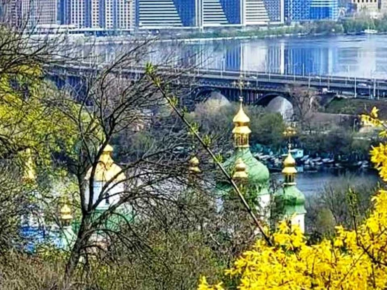 Квартира. Київ, Дніпровська набережна вул.