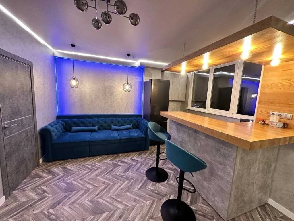 Продажа 2-комнатной квартиры 72 м², Николая Бажана просп., 1