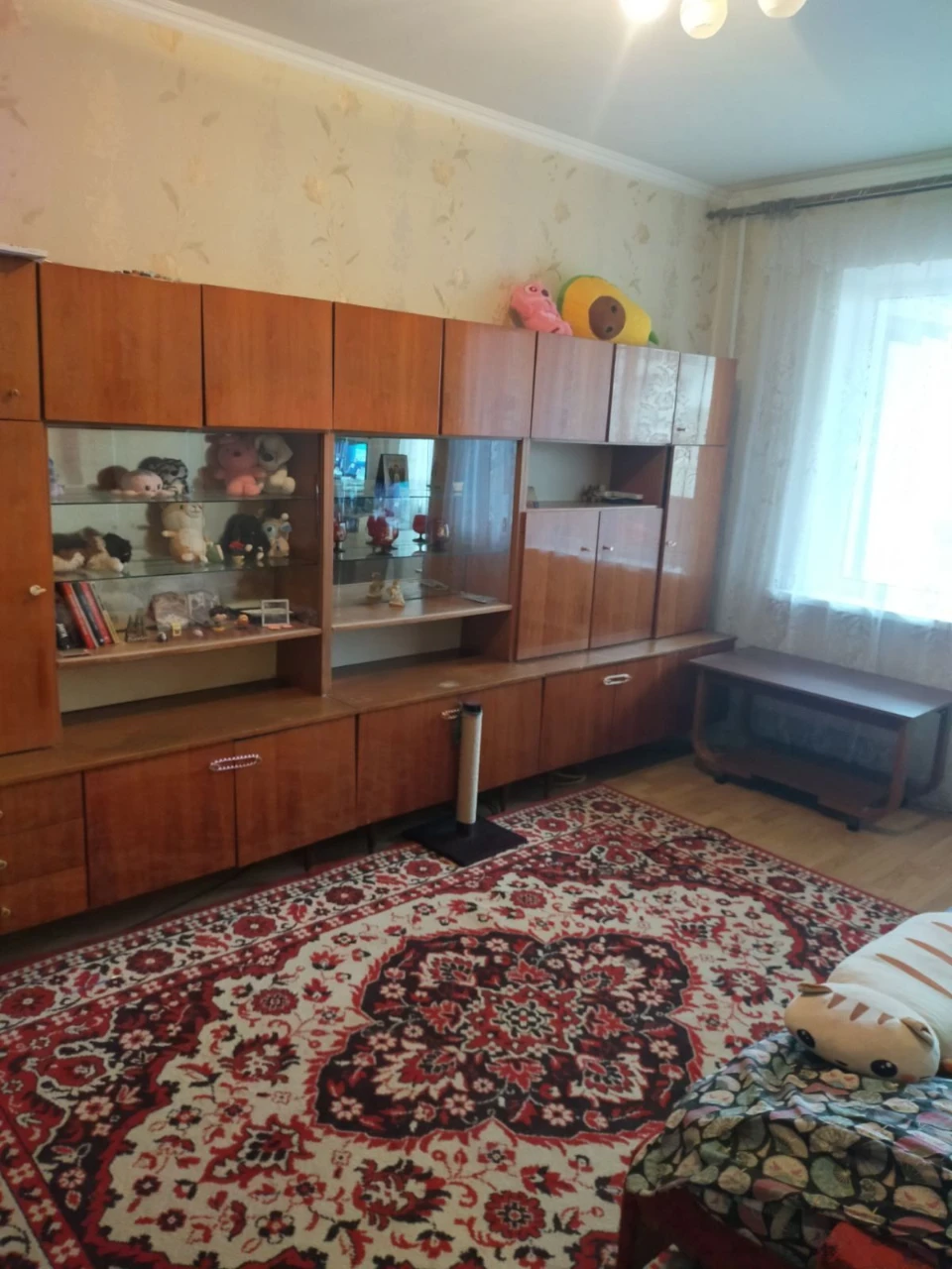 Подажа 1-ой кв. Дарницкий р-н ,ул. Виняковская 6 А .