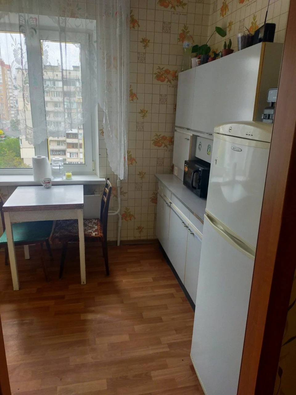 Подажа 1-ой кв. Дарницкий р-н ,ул. Виняковская 6 А .