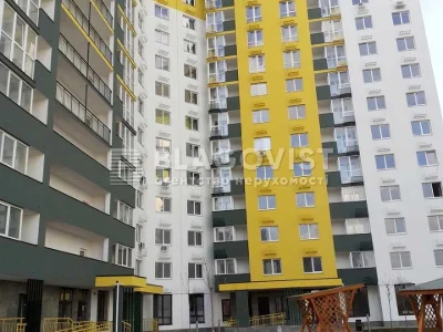 Квартира. Київ, Івана Виговського вул.