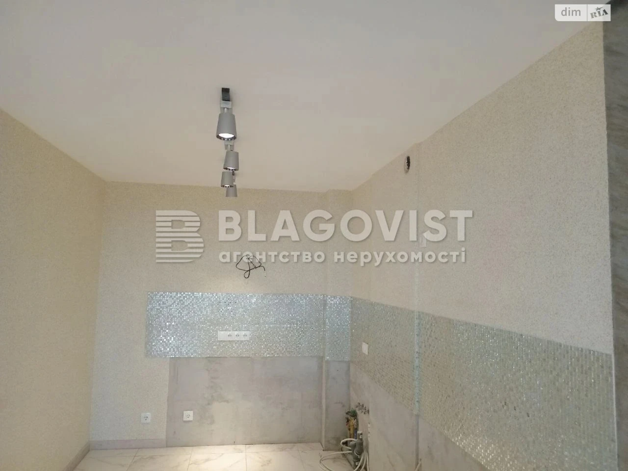 Продаж Квартира Жуляни