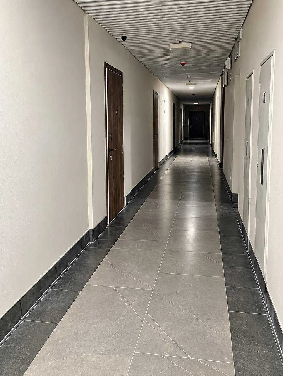 Продаж 1-кімнатної квартири в ЖК «Метрополіс»  12 поверх