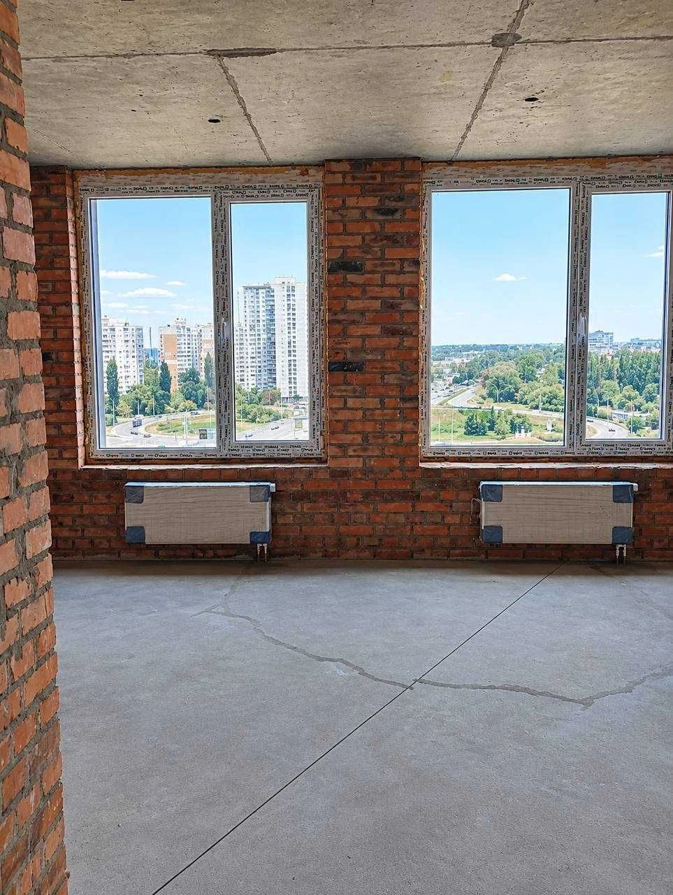 Продаж 1-кімнатної квартири в ЖК «Метрополіс»  12 поверх
