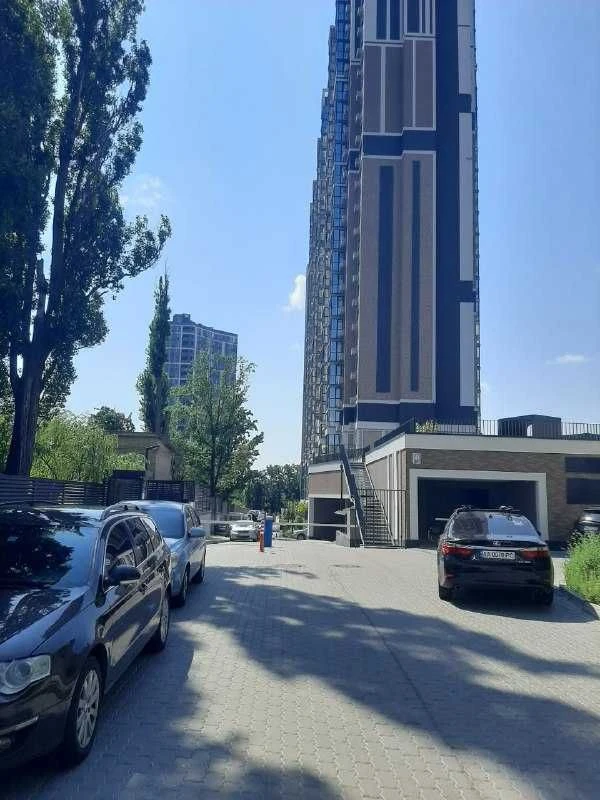 Васильківська,37г ЖК Голосіївський Видова квартира 48 м біля