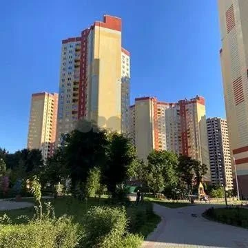 Продається  3-кімн. біля м.Іподром з потенціалом 2 квартир