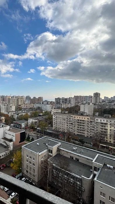Собственная лоджия с красивым видом на 5-й станции Фонтана. Парк П