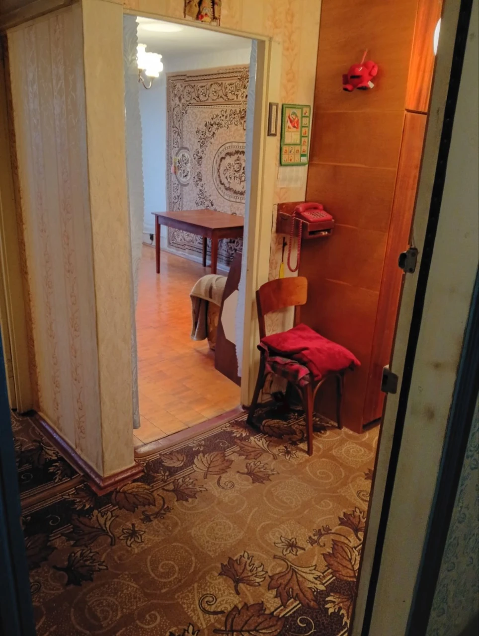 Продам 1к.квартиру по вул. Шолом-Алейхема 8. Метро Лісова та