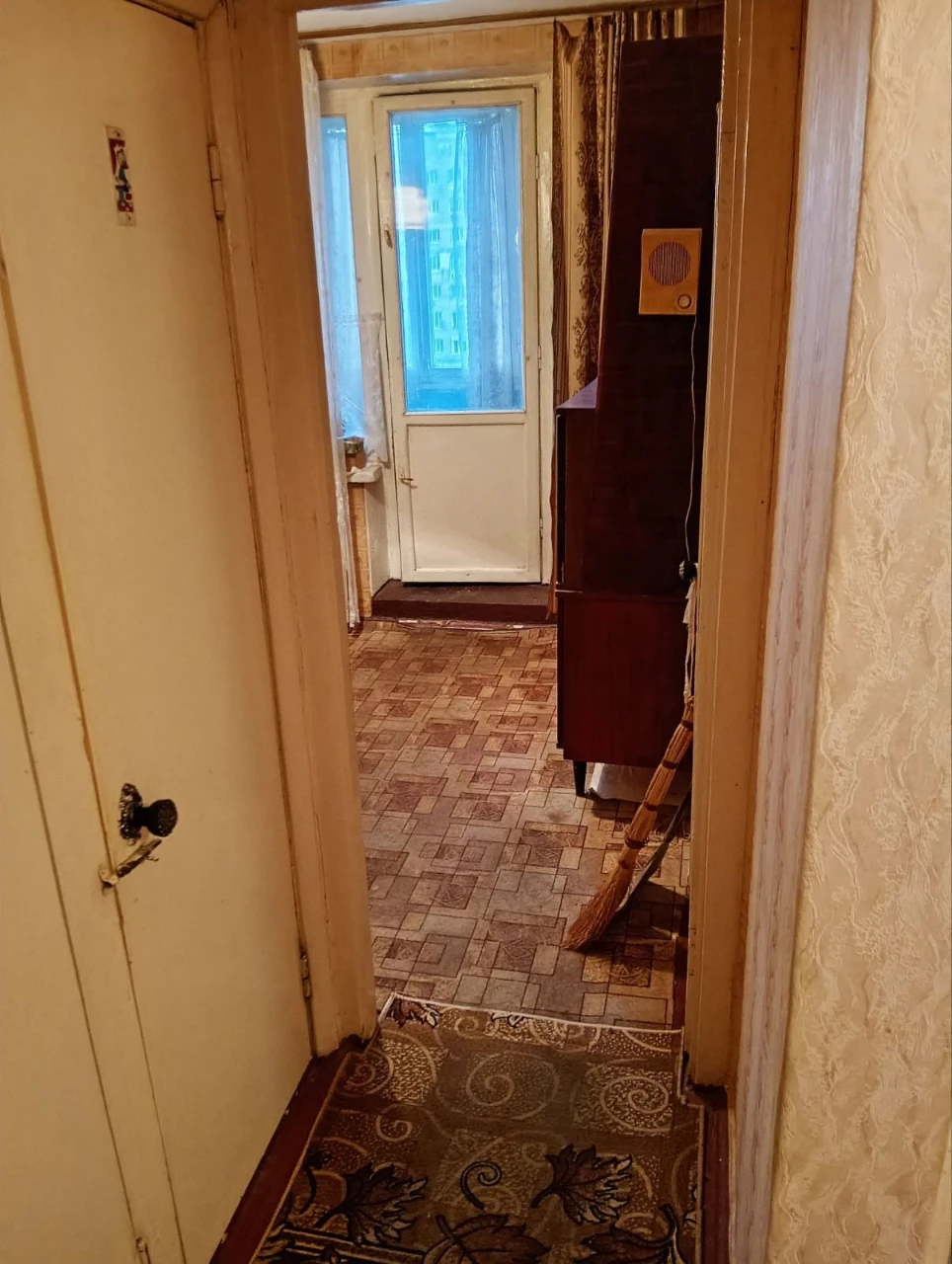 Продам 1к.квартиру по вул. Шолом-Алейхема 8. Метро Лісова та