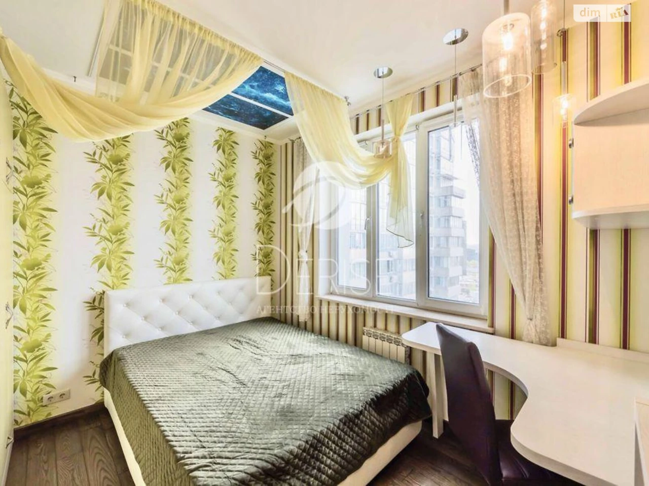 Продаж Квартира Дарницький