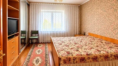 Топ Ревуцького 7а озеро Сонячне  3 кімнати Безнал Позняки