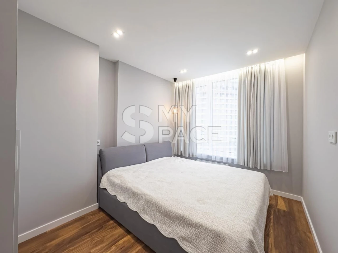 3к квартира 90м2 ЖК Great вул. Дніпровська набережна, 15к, Л