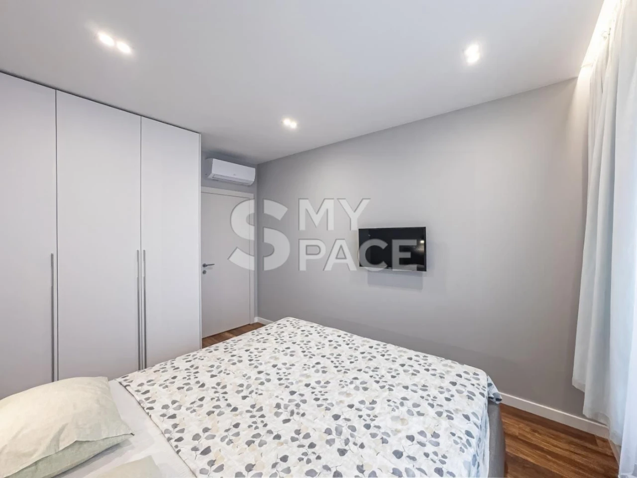 3к квартира 90м2 ЖК Great вул. Дніпровська набережна, 15к, Л