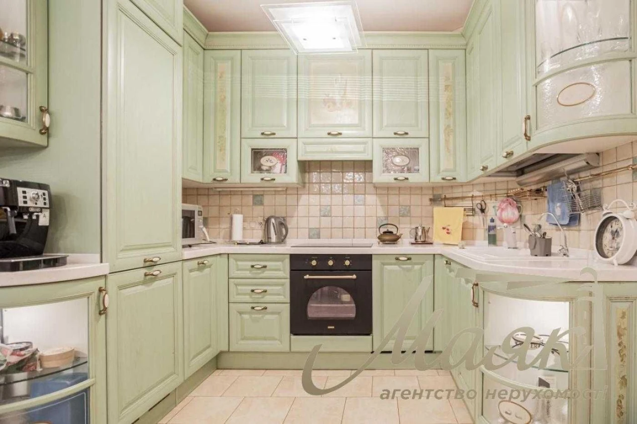 Продаж розкішної 4-кім квартири / 160м2 / ЖК Diplomat Hall /