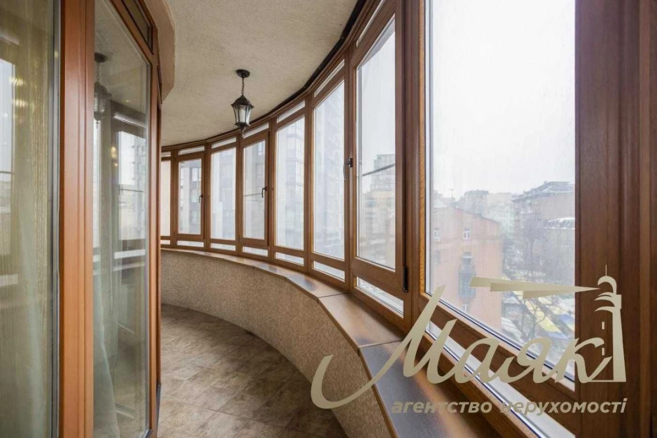 Продаж розкішної 4-кім квартири / 160м2 / ЖК Diplomat Hall /