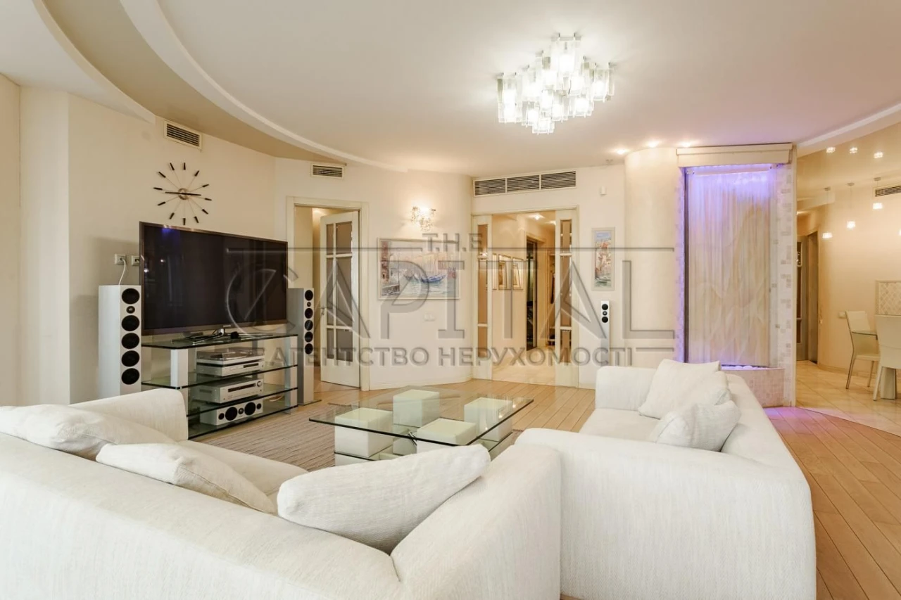 Продаж 3к квартири, ЖК Дипломат хол, вул. Жилянська, Голосіє