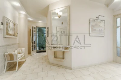 Продаж 3к квартири, ЖК Дипломат хол, вул. Жилянська, Голосіє