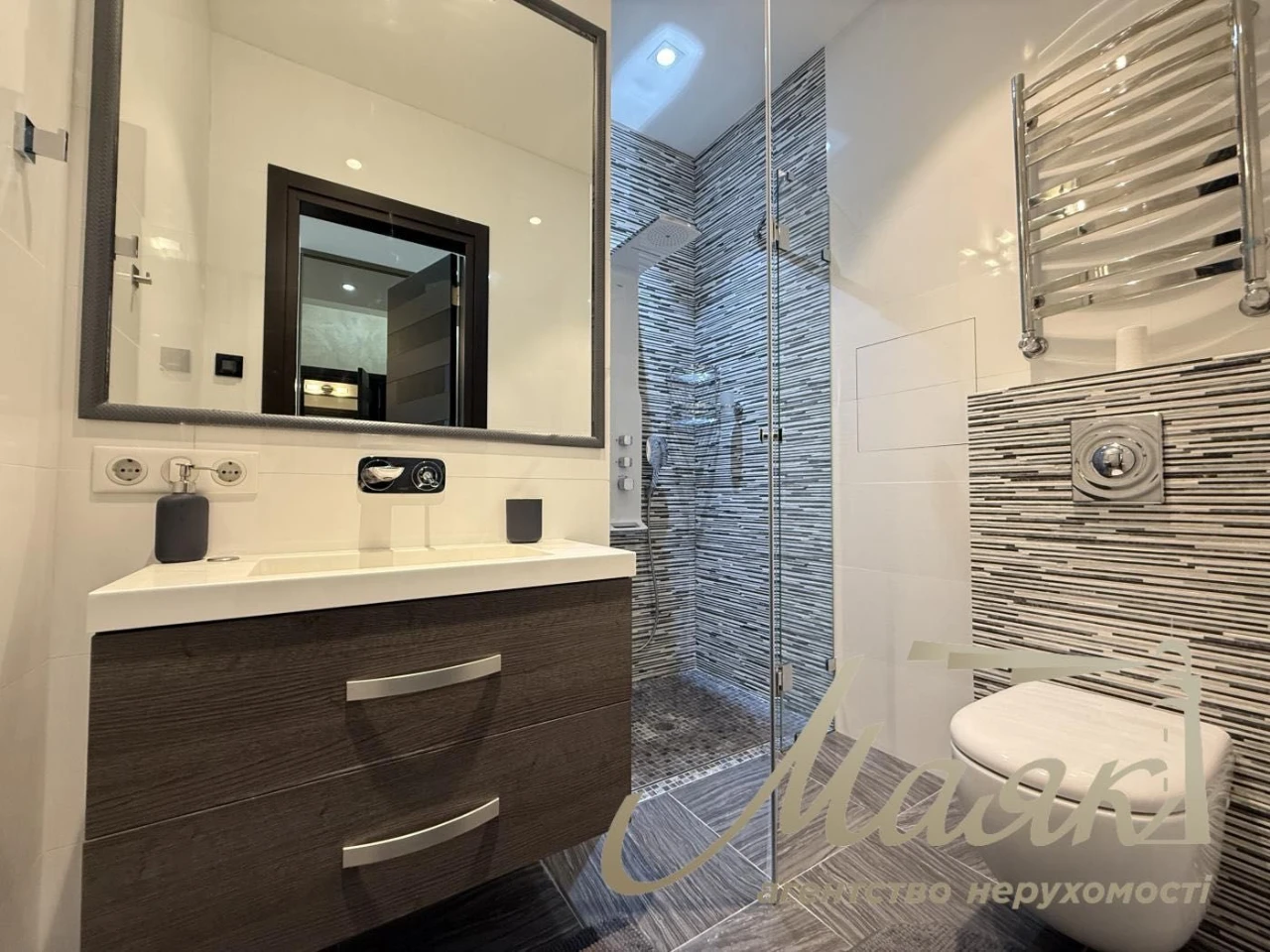 Продаж 3-к квартири 121 м2/ЖК Новопечерські Липки/вул. Андрі