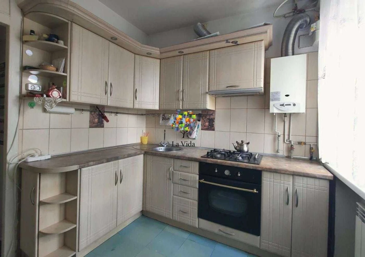 Продаж 2к квартири по вул. Віктора Ярмоли 38а