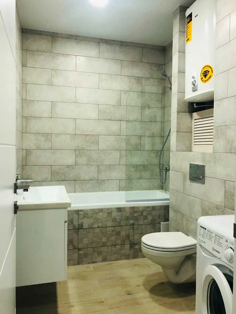 Продаж 2-к квартири з ремонтом / ЖК «Повітрофлотський кварта