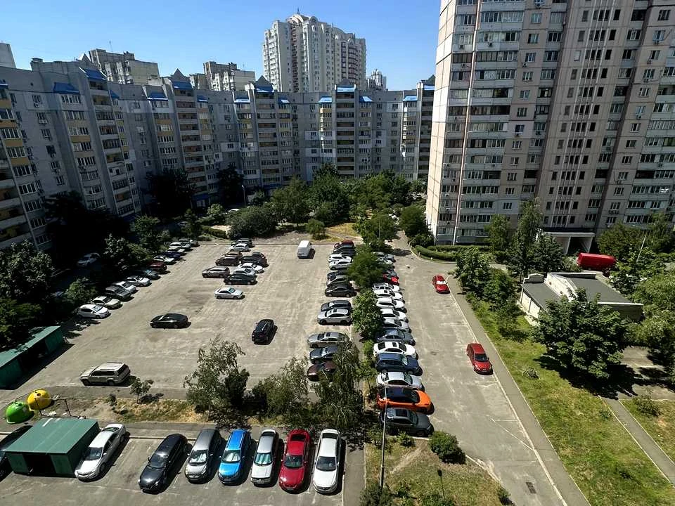 Квартира. Київ, Княжий Затон вул.