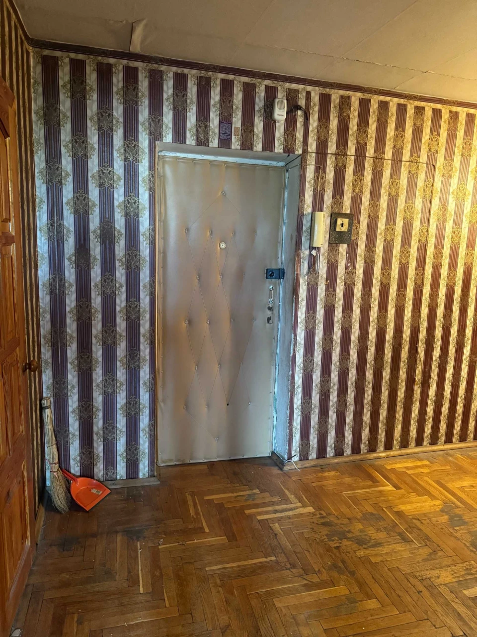 3х кімнатна квартира по вулиці Волинська 16