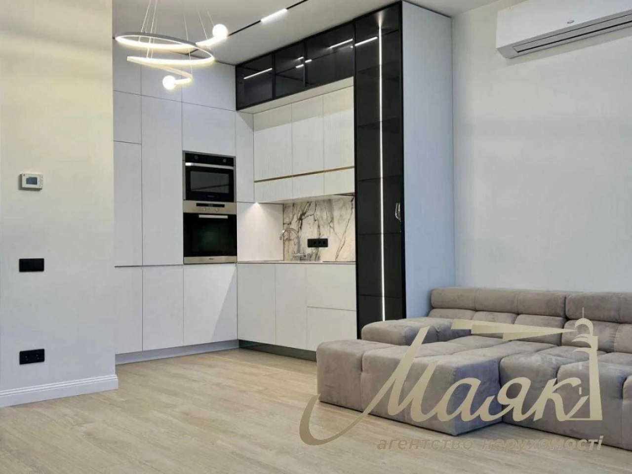 Продаж затишної 1-кім квартири у престижному ЖК Taryan Tower