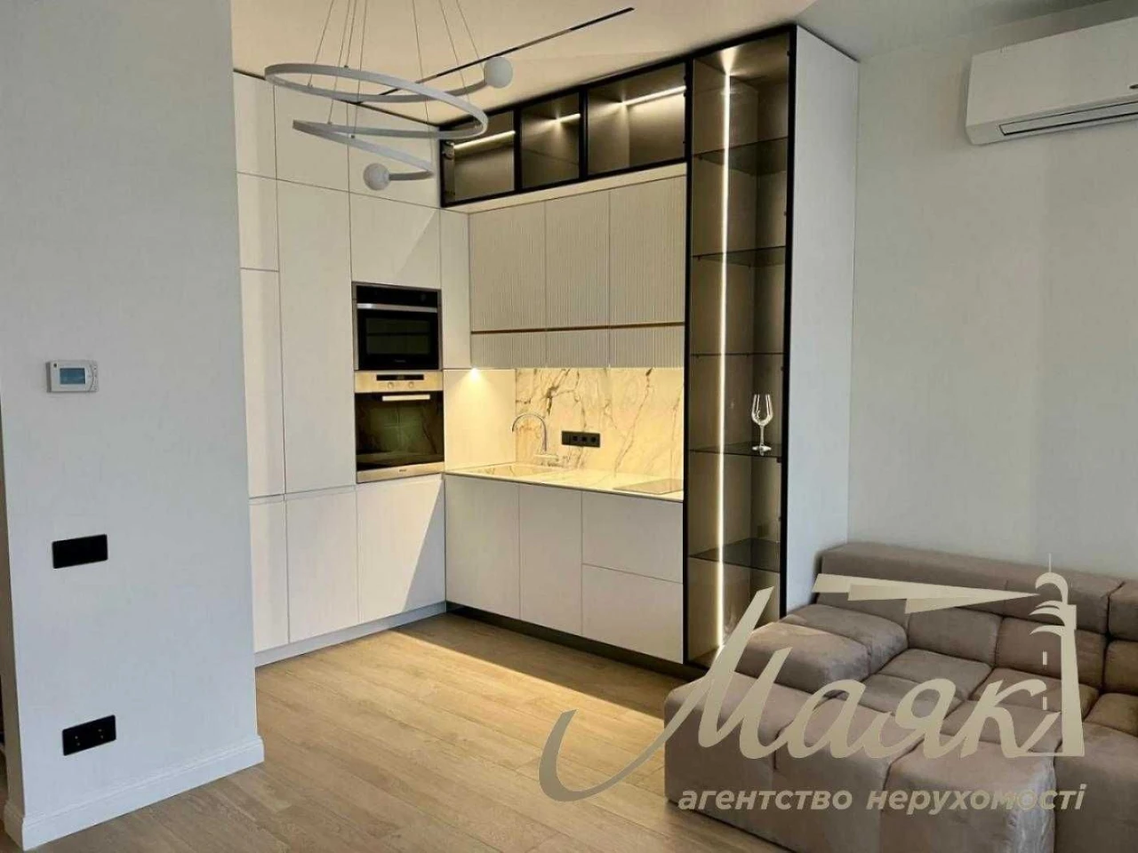 Продаж затишної 1-кім квартири у престижному ЖК Taryan Tower