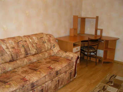 Квартира. Київ, Ревуцького вул.