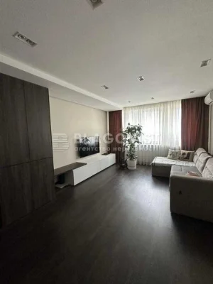 Продам 3 кімнатну квартиру вул Миколи Бажана 14 метро Осокор