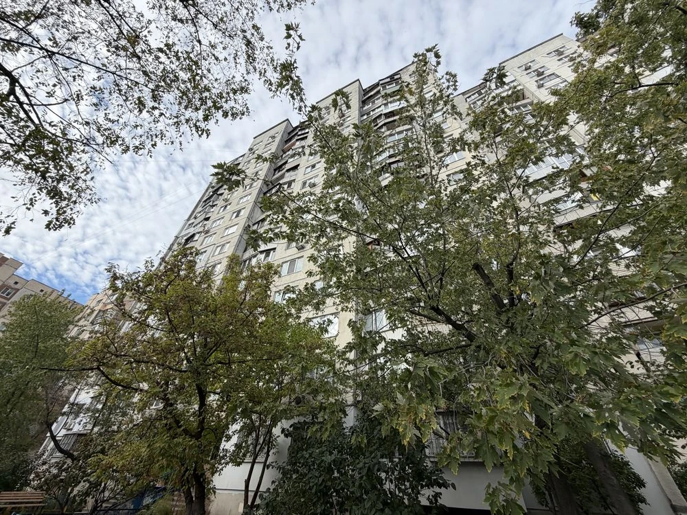 Продаж 2-к кв Мінська Оболонський проспект 13 Оболонь