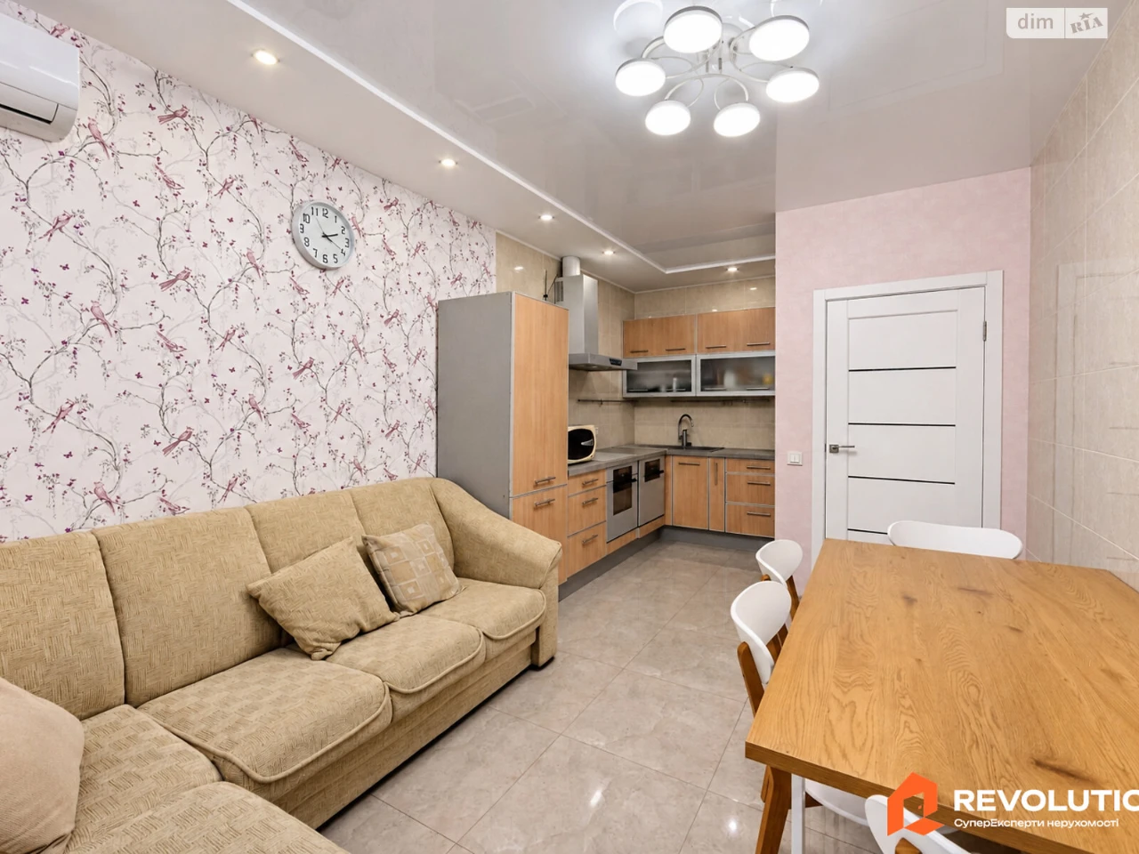 Продаж Квартира Виноградар