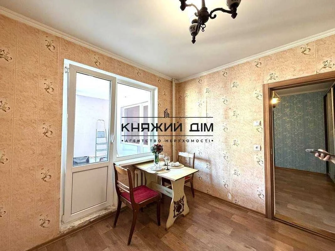 Без комісії! Продаж 3-кімнатної квартири м. Осокорки 2114764