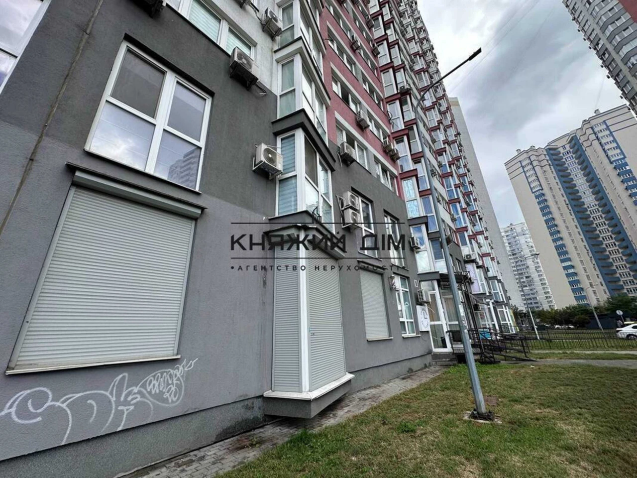 Без комісії продаж 2х кімнатної квартири Позняки КОД № 21147