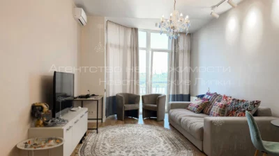 Продаж видової 2-кімн. квартири 60 м² в престижному будинку: