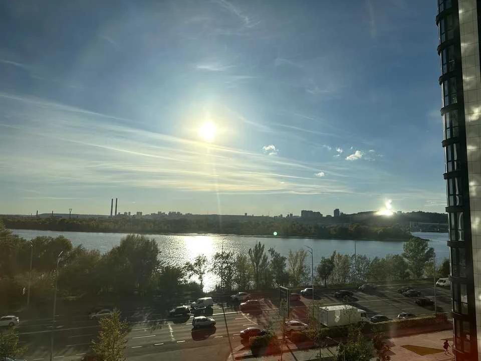 Квартира. Київ, Дніпровська набережна вул.