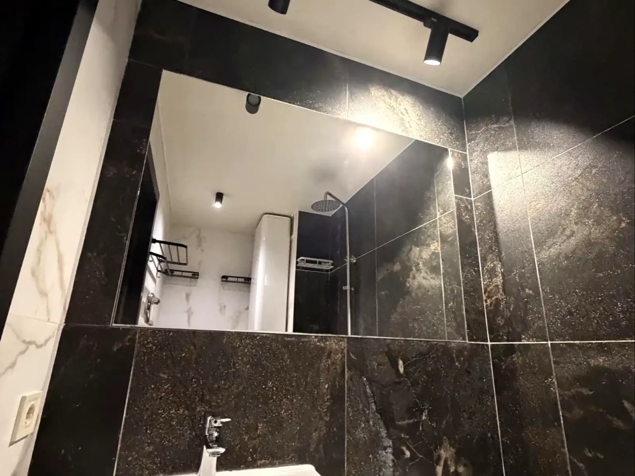 Продаж квартири 2-кімн. 50.9 м² 4/9 пов.