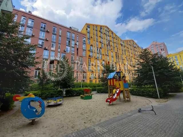 ТОП Комфорт таун Продам 1к квартиру с ремонтом Регенераторна