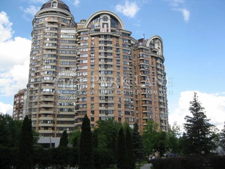 Центр Печерськ Продаж 3к квартири 126 кв м 6й пов Старонавод