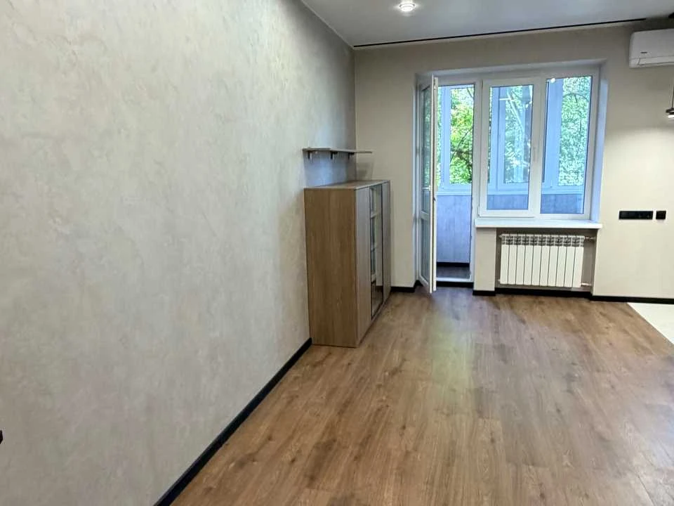 Квартира. Дніпро, Олександра Поля вул.