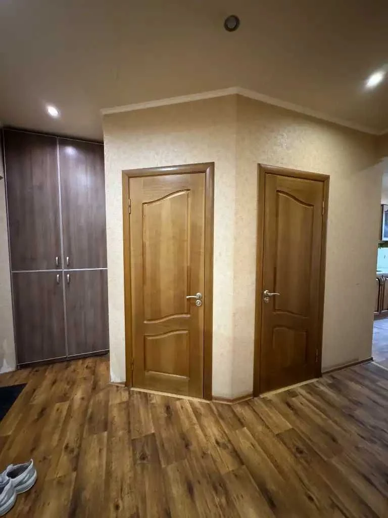 Продаж 3 к квартири пр. І. Мазепи, вул. Морської Піхоти 6.